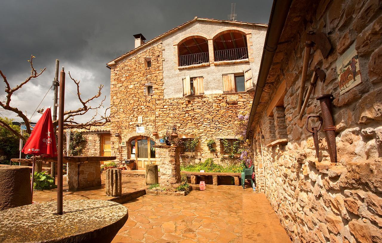 Masia Massanes Tiurana Exterior photo